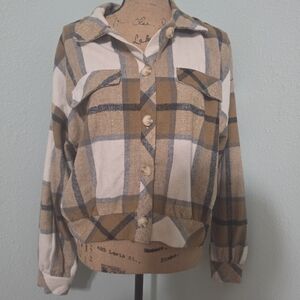 Cropped Plaid Button-Up Shirt Jacket in Beige and White